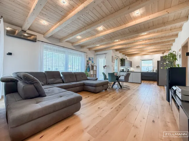 Ankommen, durchatmen, zuhause sein – stilvolles Neubauhaus mit großzügigem Garten und Top-Energieeffizienz | ZELLMANN IMMOBILIEN - Titelbild