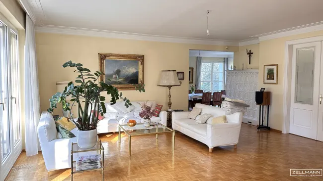 Exklusives Wohnen in Hietzing – Großzügiges Haus mit Gartenidylle und Privatsphäre | ZELLMANN IMMOBILIEN - Bild