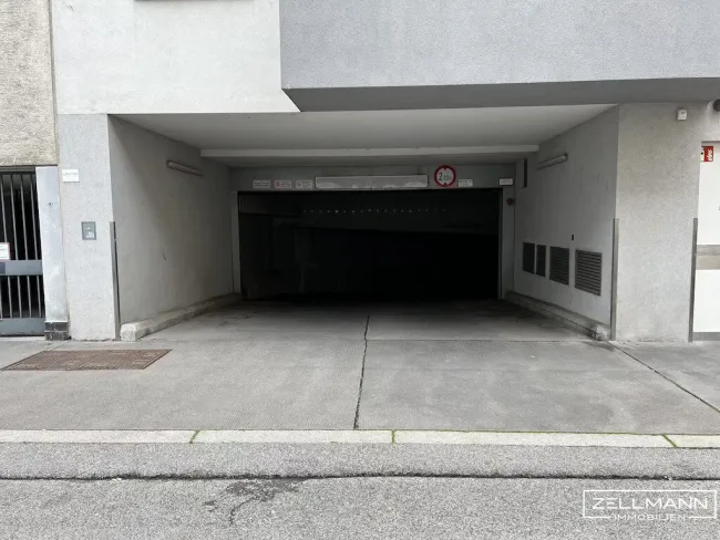KFZ | Tiefgaragenstellplatz | Voltagasse | ZELLMANN IMMOBILIEN - Bild