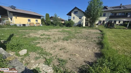 Attraktives Baugrundstück für Ihr Eigenheim oder als Geldparkplatz !
