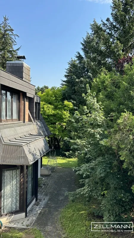 Seltene Villenliegenschaft mit parkähnlichem Grundstück und Erweiterungspotenzial in Bestlage von Wien-Mauer | ZELLMANN IMMOBILIEN - Bild