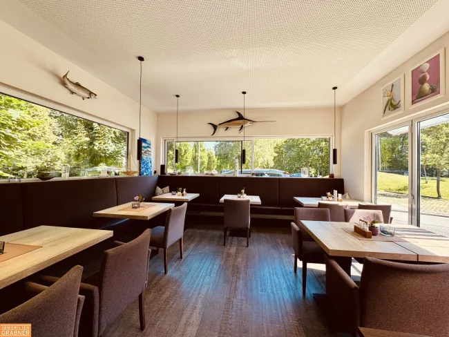 Gut eingeführtes Fischrestaurant in bester Frequenzlage nahe dem Toscanapark in Gmunden - Bild