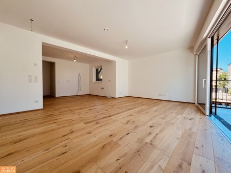 Exklusive 4-Zimmer-Architektenwohnung mit Panoramaterrasse in Gmunden