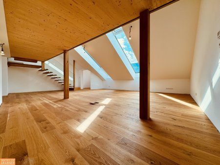 Exklusive Dachgeschosswohnung im 4-Sterne Hotel am Rathausplatz in Gmunden