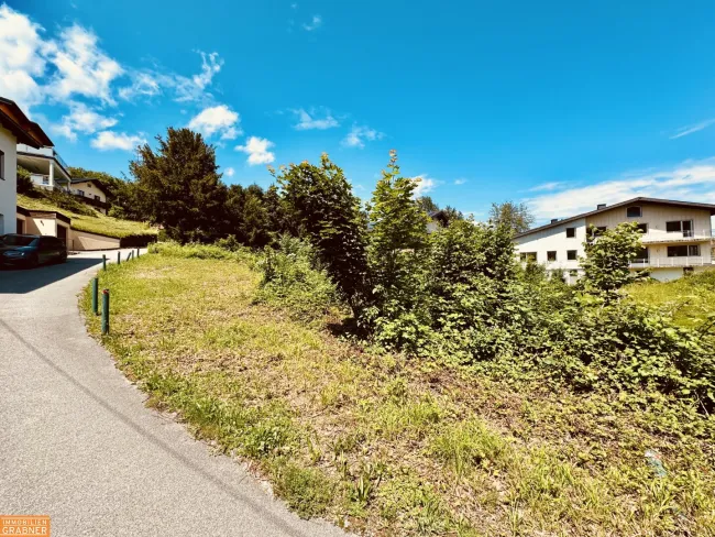 Baugrundstück in Gmunden am Traunsee - Bild