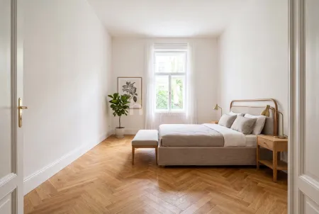 Provisionsfrei: 4-Zimmer-Altbau-Erstbezug beim Schloss Belvedere