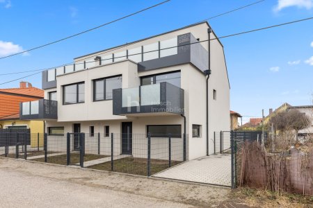 Exklusives Neubau-Doppelhaus in Ruhelage | Eigengarten | Dachterrasse | Belagsfertig oder schlüsselfertig