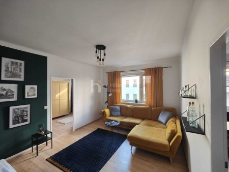 2 ZIMMER-WOHNUNG MIT EXTRA KÜCHE - DIREKT BEI U-BAHNSTATION!