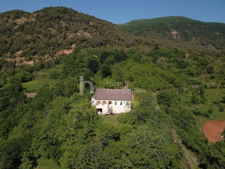 Private Mountain Retreat nahe Tirana – 3.900 m² Grundstück mit spektakulärer Panoramalage