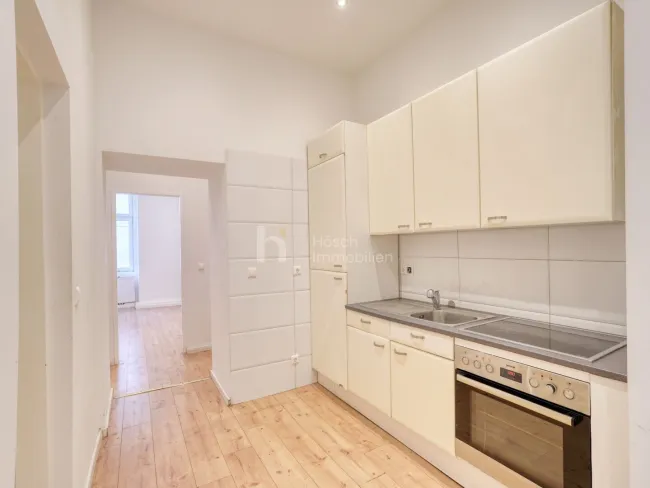 Stilvolles Wohnprojekt in 1020 Wien – Altbauflair & modernes Dachgeschoss - Titelbild
