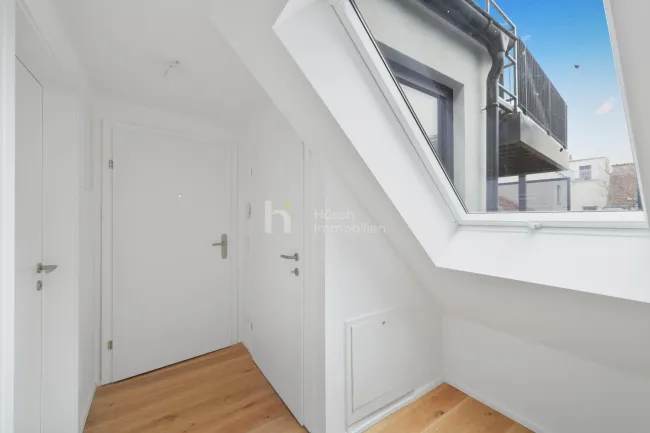 Imposantes Wohnjuwel | 7 Stilwohnungen mitten in der Stadt [DG + kernsanierter Altbau] | elegant & hochwertig - Bild