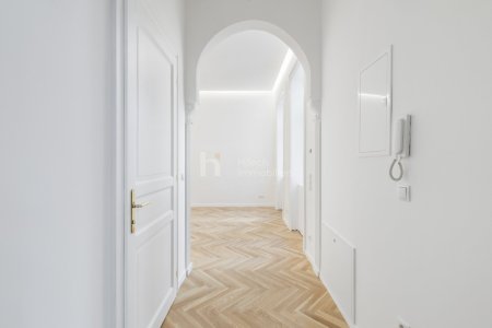 Klassik trifft Kalkulation – Altbau mit Eleganz & attraktiver Rendite