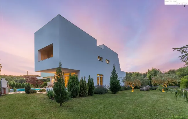 Außergewöhnliche Villa mit Indoor-Pool - Rovinj Umgebung - Bild