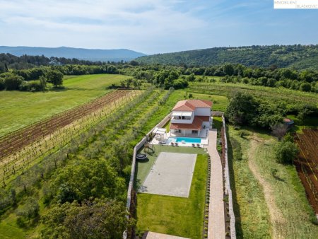 Neues Passivhaus in absoluter Ruhelage