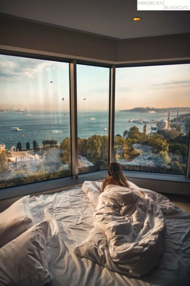 Traum-Penthouse mit Meerblick und Pool auf der Dachterrasse - Titelbild