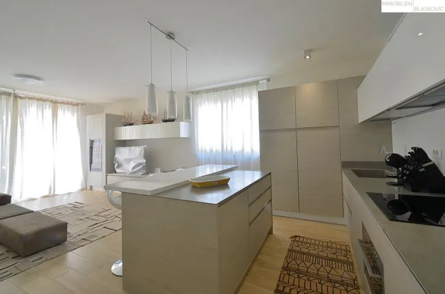 Traumhafte Wohnung in Novigrad - Terrasse & Meerblick - Bild