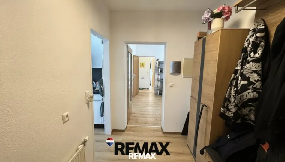 Ruhig gelegen, bestens aufgeteilt – 3-Zimmer-Wohnung mit Loggia - Bild