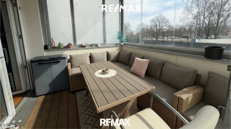 Moderne 4-Zimmer-Wohnung mit Eigengarten in Vöcklabruck zu kaufen!