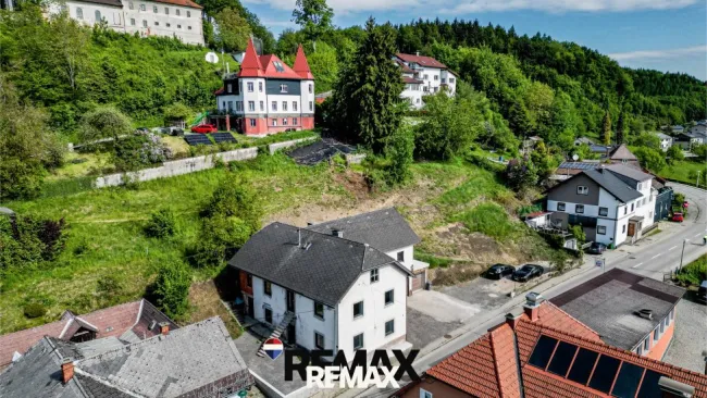 Ansicht aller Grundstücke inkl. Mehrparteienhaus
