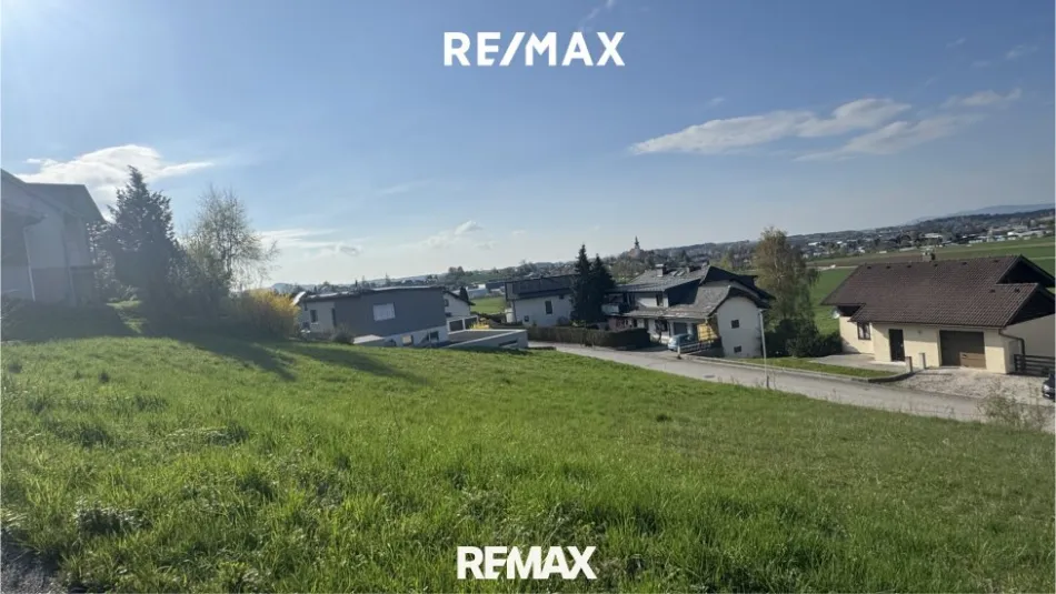 Grundstück