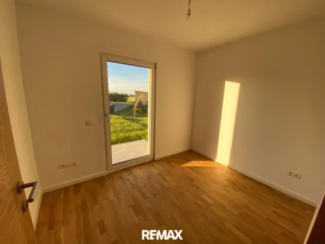 Büro "Musterhaus"