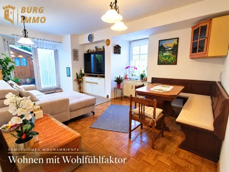 Wohnen mit Garten & Bergblick – charmante 3-Zimmer-Wohnung mit Parkplatz in Puchberg