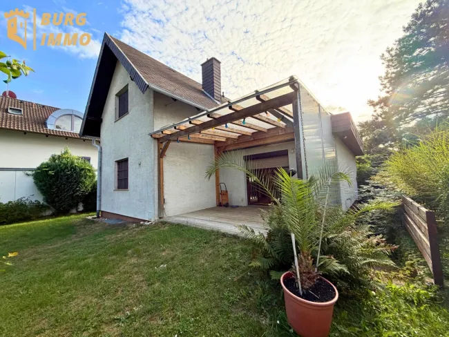 Charmantes Einfamilienhaus mit Gartenidylle und Pool auf Pachtgrund nahe der Neuen Donau
