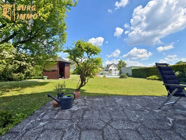 Ein Zuhause mit Urlaubsgefühl – Garten, Pool und viel Platz zum Ankommen. - Bild