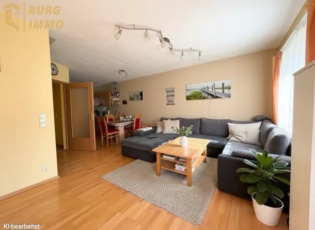 Familienfreundliches Reihenhaus mit Garten, Pool und Stellplätzen - Bild