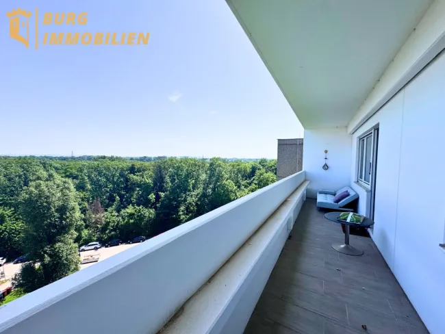 Charmante 2,5-Zimmer-Wohnung mit großzügiger Loggia in ruhiger Lage von Traiskirchen - Titelbild