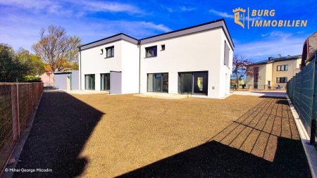 Doppelhaushälfte mit mögliche 4 Schlafzimmer!