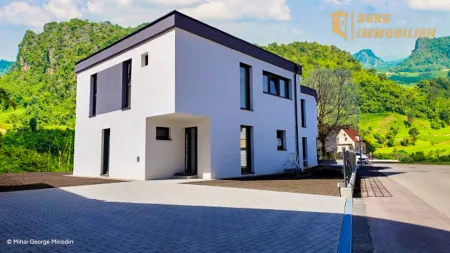 Doppelhaushälfte mit mögliche 4 Schlafzimmer!