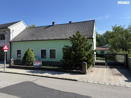 Einfamilienhaus mit sonnigem Garten und Nebengebäuden in Zillingdorf-Bergwerk!