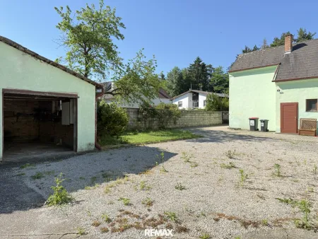 Einfamilienhaus mit sonnigem Garten und Nebengebäuden in Zillingdorf-Bergwerk!
