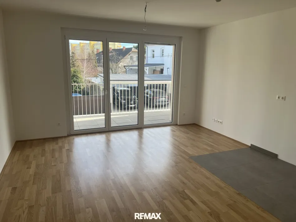 „Komfortables Wohnen in Wiener Neustadt: 1 Zimmer, Loggia & Co.!“ - Titelbild