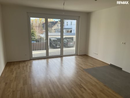 „Komfortables Wohnen in Wiener Neustadt: 1 Zimmer, Loggia & Co.!“