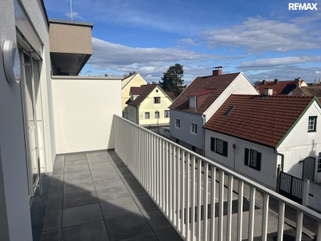 Anleger aufgepasst! Zehnerviertel - Loggia und modernste Ausstattung! Erstbezug!
