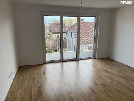 Erstbezug! 2 Zimmer Loggiawohnung im Zehnerviertel!