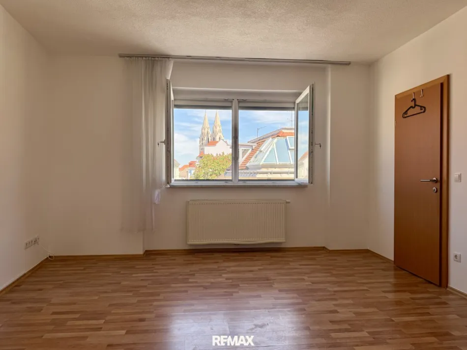 Domblick – helle 3Z-Wohnung auf ca. 82m² Wfl. inkl. anmietbarem Parkplatz zu kaufen! - Bild