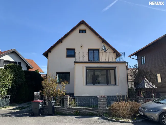 Charmantes Einfamilienhaus in Gloggnitz – Ihr neues Zuhause mit Garten und Garage! - Bild