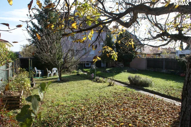 Investition in die Zukunft! Mehrfamilienhaus in Nähe zum Zehnerviertel! - Bild