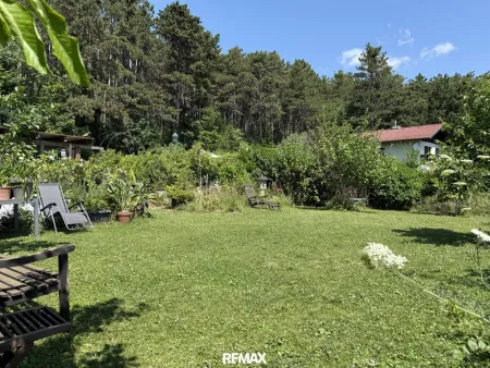 Hohe Wand - Einfamilienhaus mit 3 Wohneinheiten auf 1.100 m² Grund!