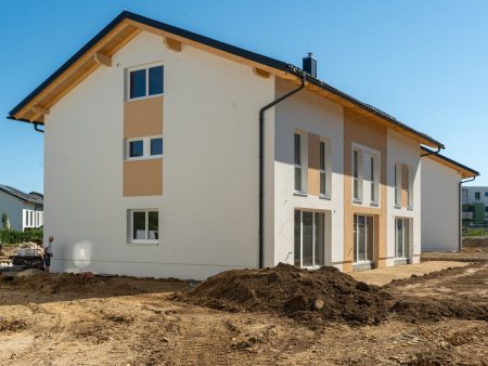 Bauabschnitt 1 in Fertigstellung | Bauabschnitt 2 im Rohbau