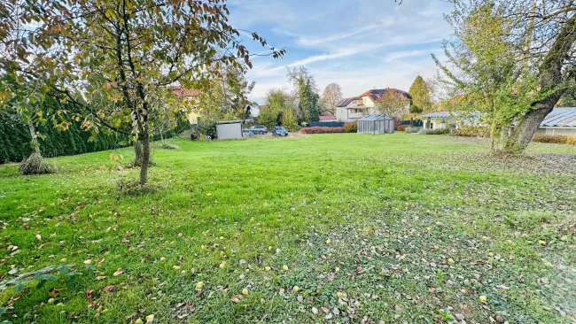 Baugrundstück in schöner Lage - Bild