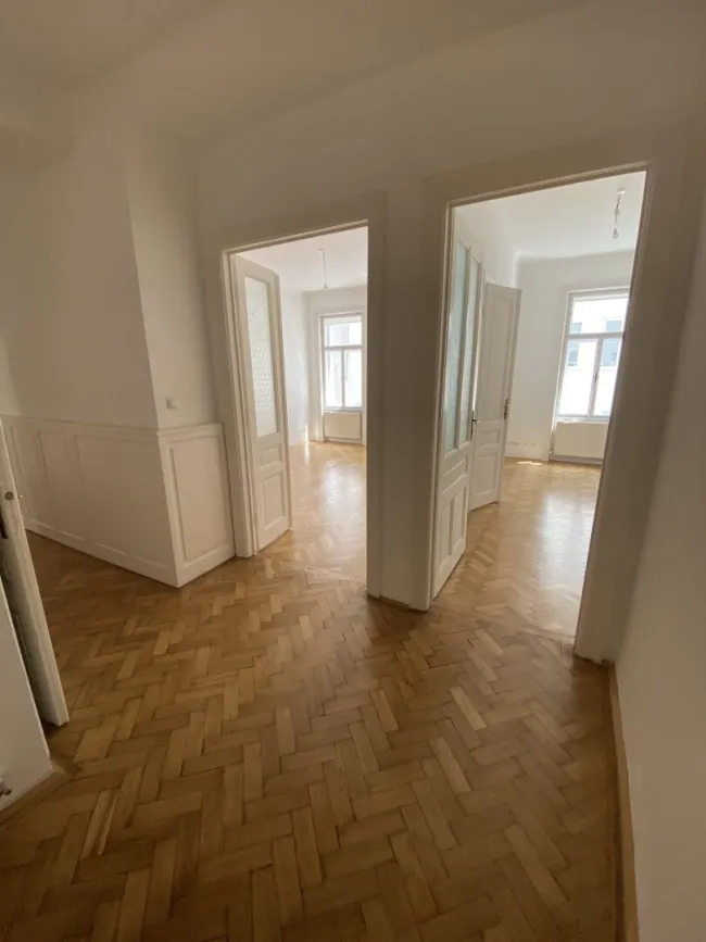 Repräsentatives Altbau - BÜRO in der Schottenfeldgasse - Bild