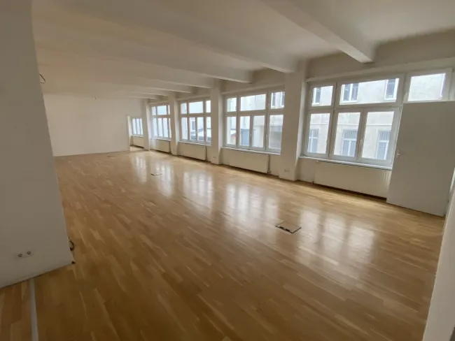 BÜRO, Gewerbefläche in zentraler Lage des 7. Bezriks - Titelbild