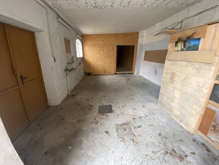 WERKSTATT / LAGER - 70m2 mit WC und Wasser in Flandorf
