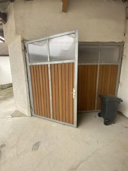 WERKSTATT / LAGER - 70m2 mit WC und Wasser in Flandorf