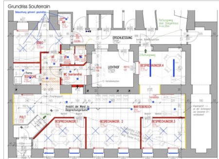 Helles Büro mit 5 Zimmern und 2 WCs gegenüber Stadthalle– gepflegt und sofort bezugsbereit!