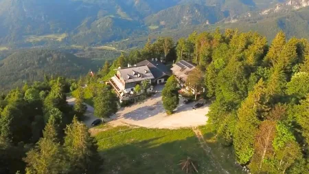 Ein besonderer Ort über dem Tal – Zukunft des Kasbergs gesichert